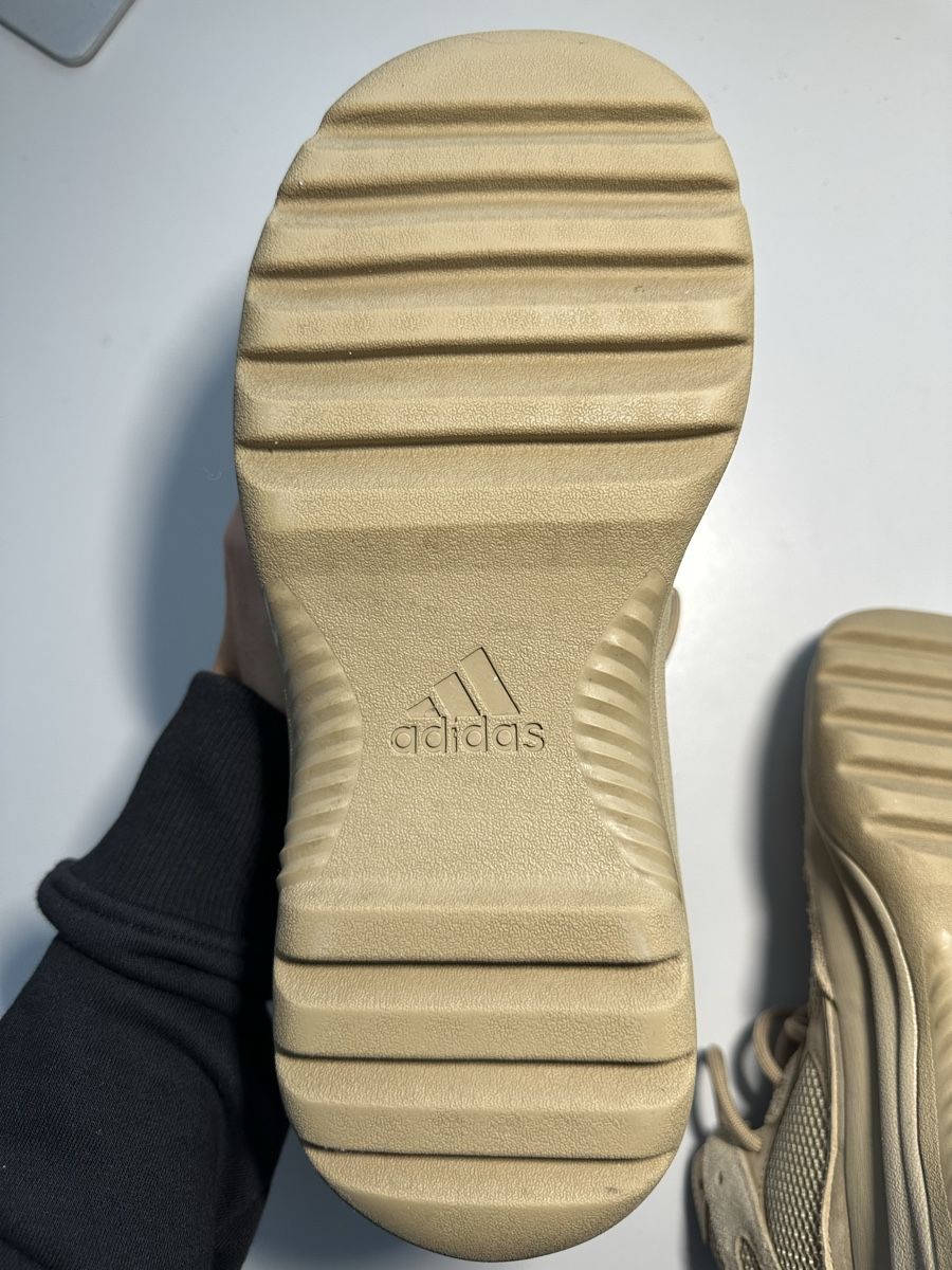 Adidas Herrenschuhe: Adidas Yeezy Desert Boot Felsen – Neu (gemäss Beschreibung) aus Freienbach von fel_c759 4