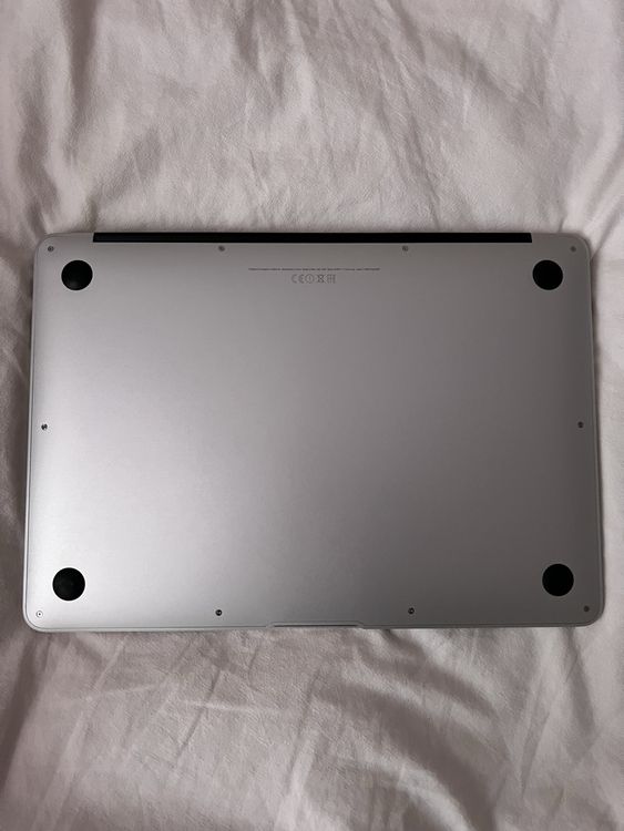 Apple Notebook: Macbook Air 13" (2015) – Usato da Rifferswil venduto da lunaamoon 1