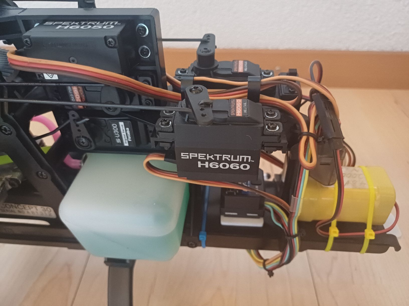 Kyosho Modellismo RC: Kyosho concept 30 – Nuovo (secondo la descrizione) da Ittigen venduto da mar_hbr9 3