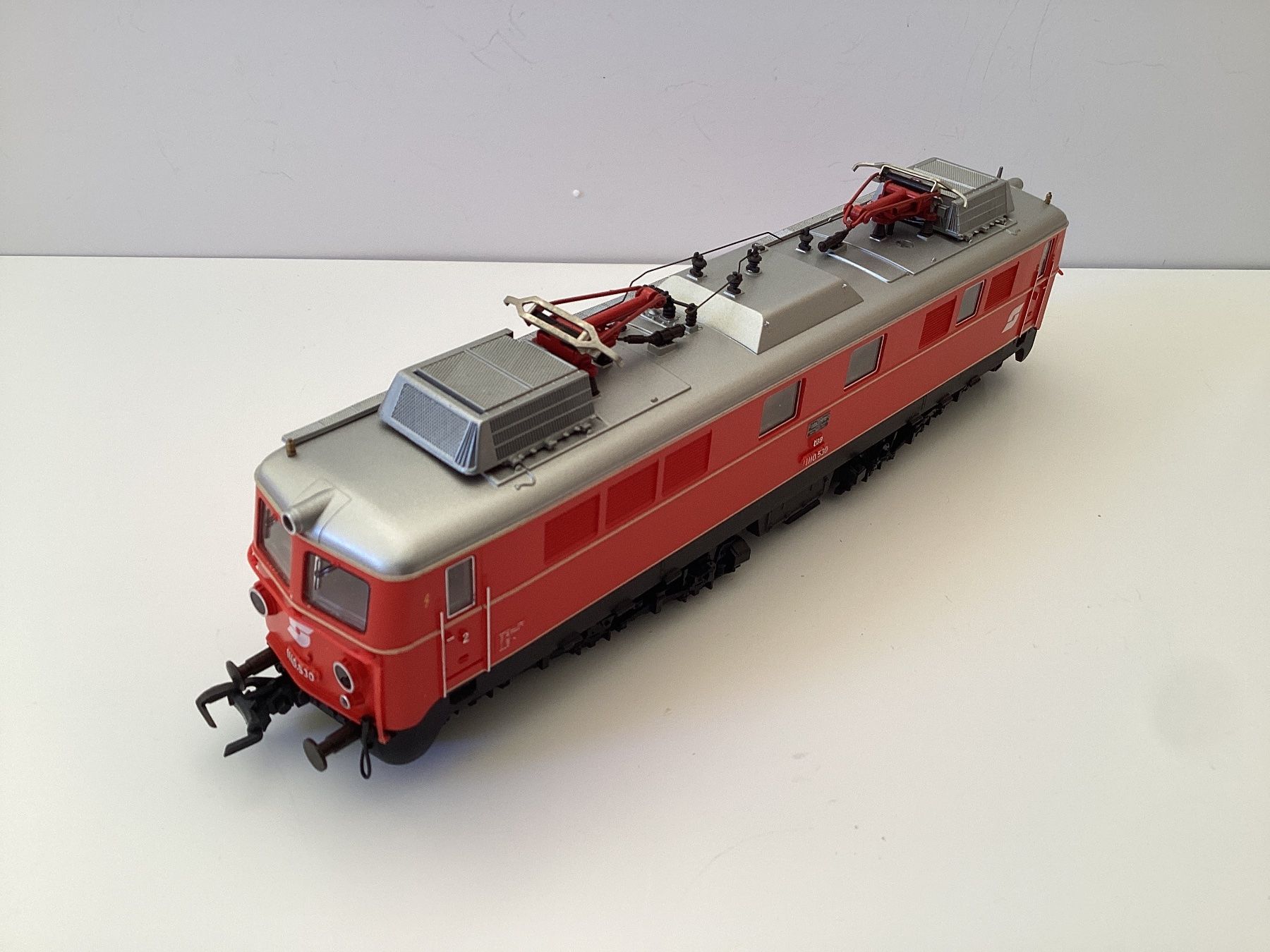 Roco Modellini di ferrovie: Roco 04198C ÖBB 1110.530 H0 1:87 – Usato da Effretikon venduto da simtek_de