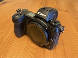 Nikon Z6 spiegelose Gehäuse sehr guter Zustand