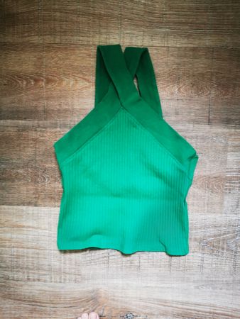 Zara Top, Grösse M, Grün - Perfekt für den Sommer!