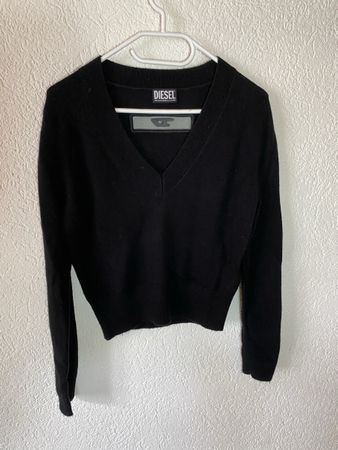 100% Wollpullover von Diesel