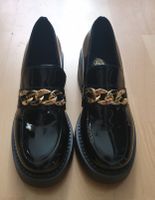 Lack Schuhe mit goldener Kette, Grösse 39, neuwertig!