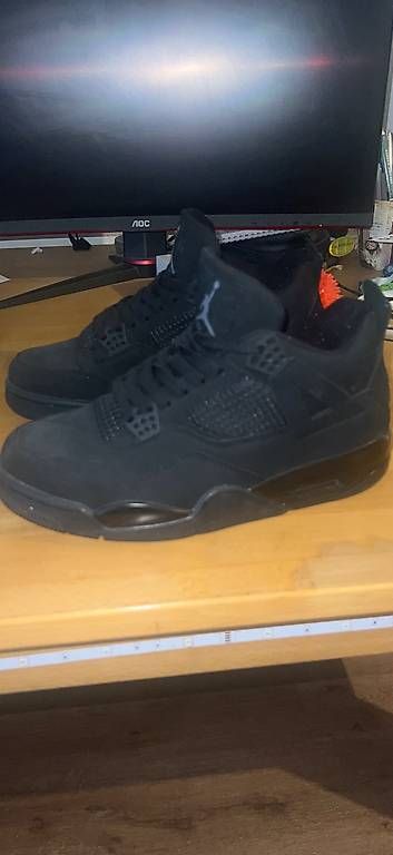 Herrenschuhe: Jordan 4 blackcats – Neu und originalverpackt aus Wildhaus von pau_628q 3