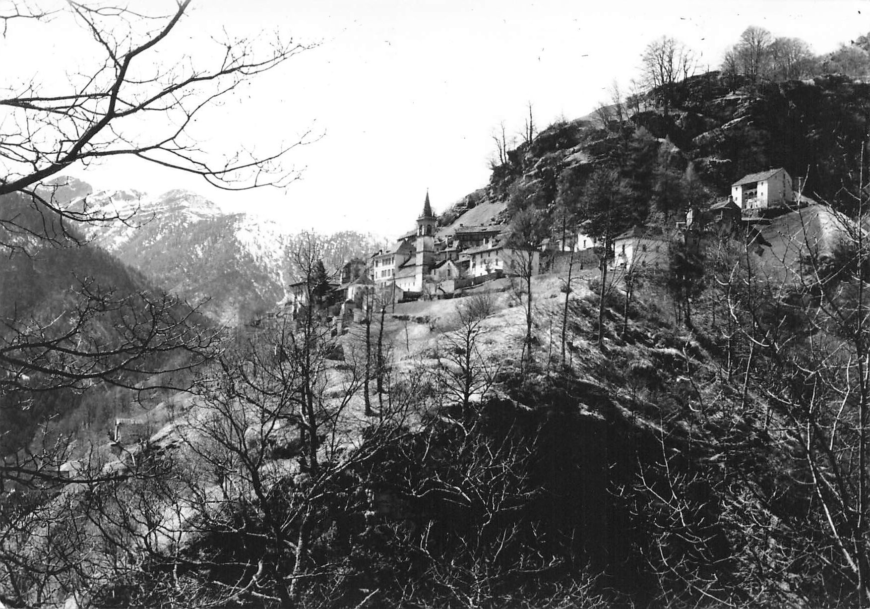Cartoline postali: Russo Valle Onsernone TI villaggio – Usato da Biasca venduto da Blenio71