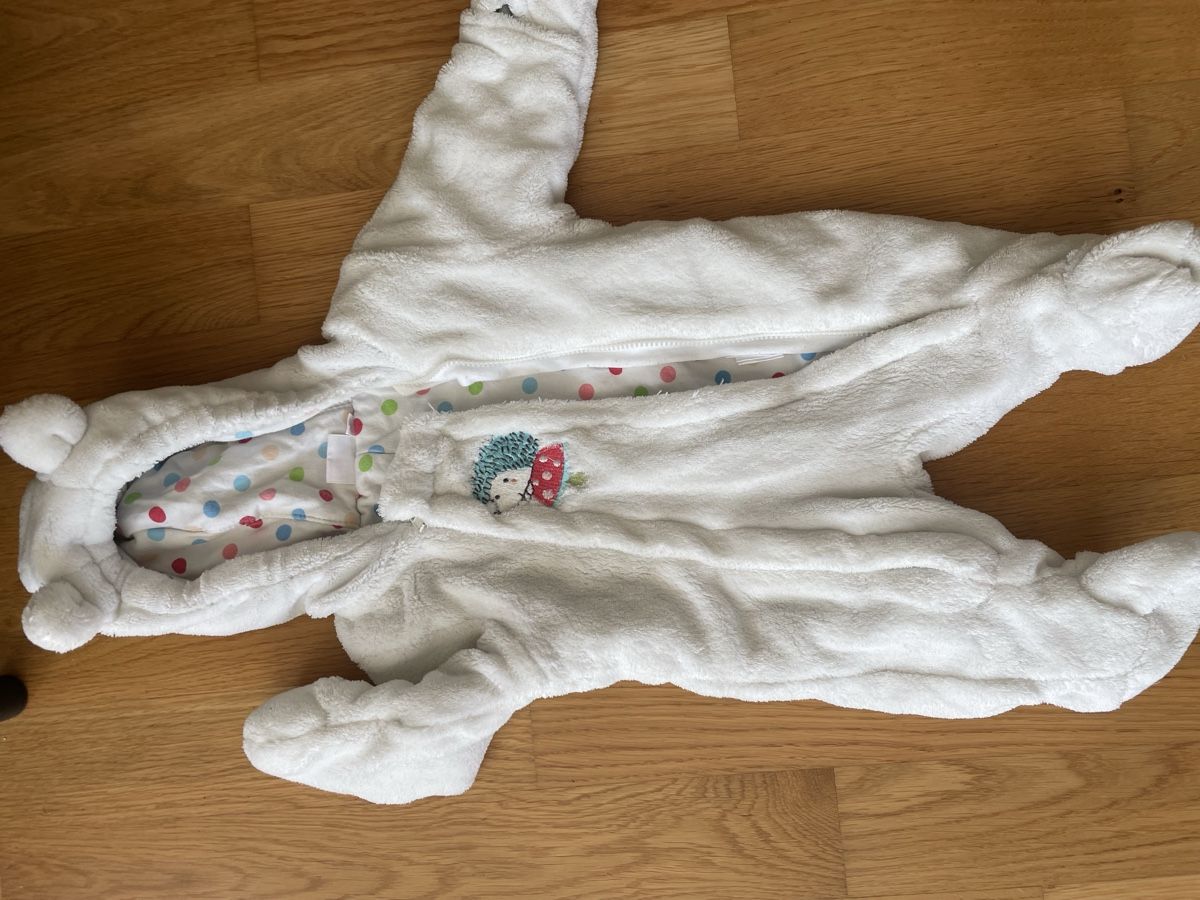 Lotti & Set di vestiti: Neugeborenen Paket – Usato da Zürich venduto da johanna_ma2911 2