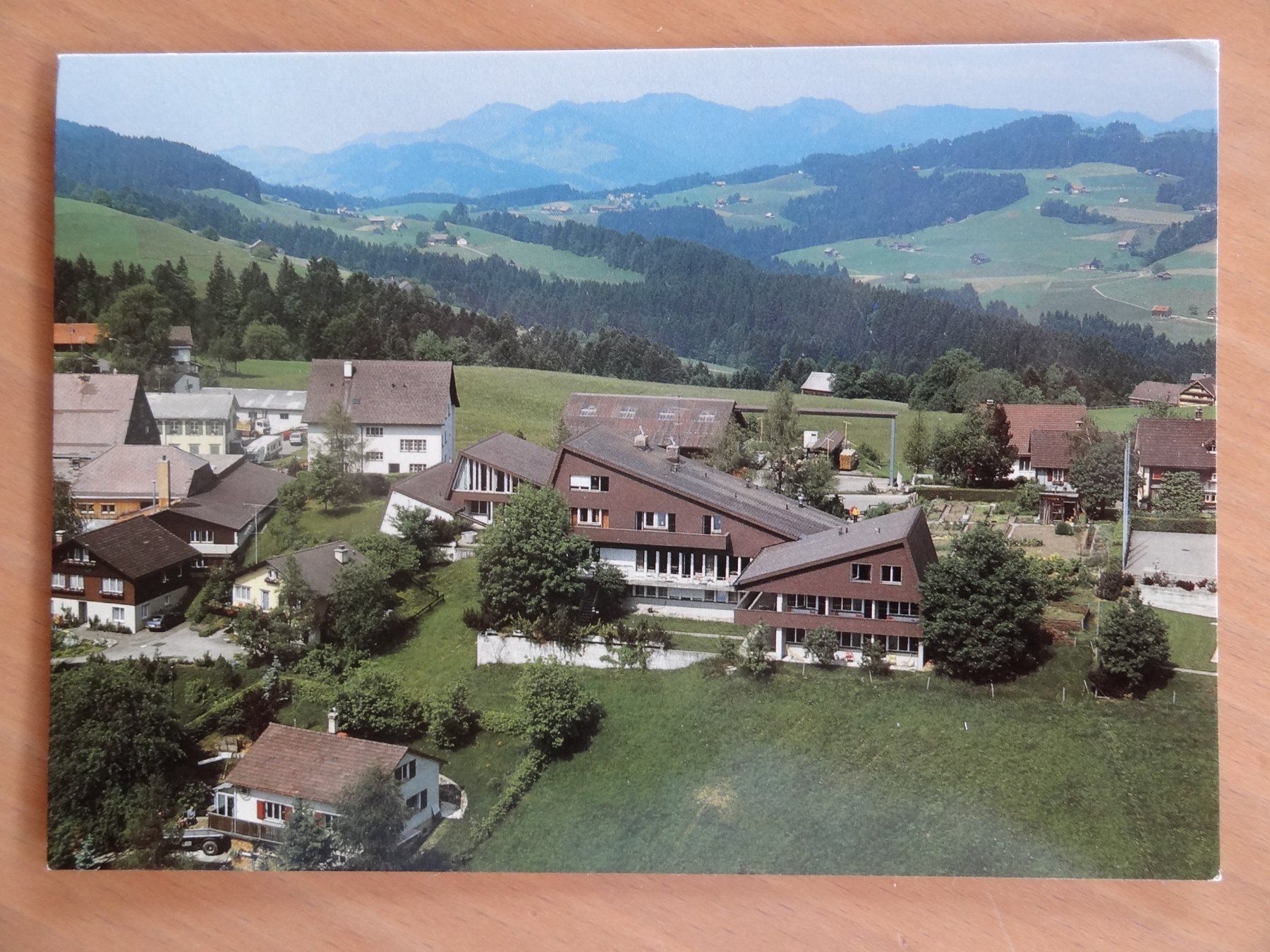 Cartoline postali: Hemberg - Ferienheim Heimeli - 1987 – Usato da St Léonard venduto da Riglin