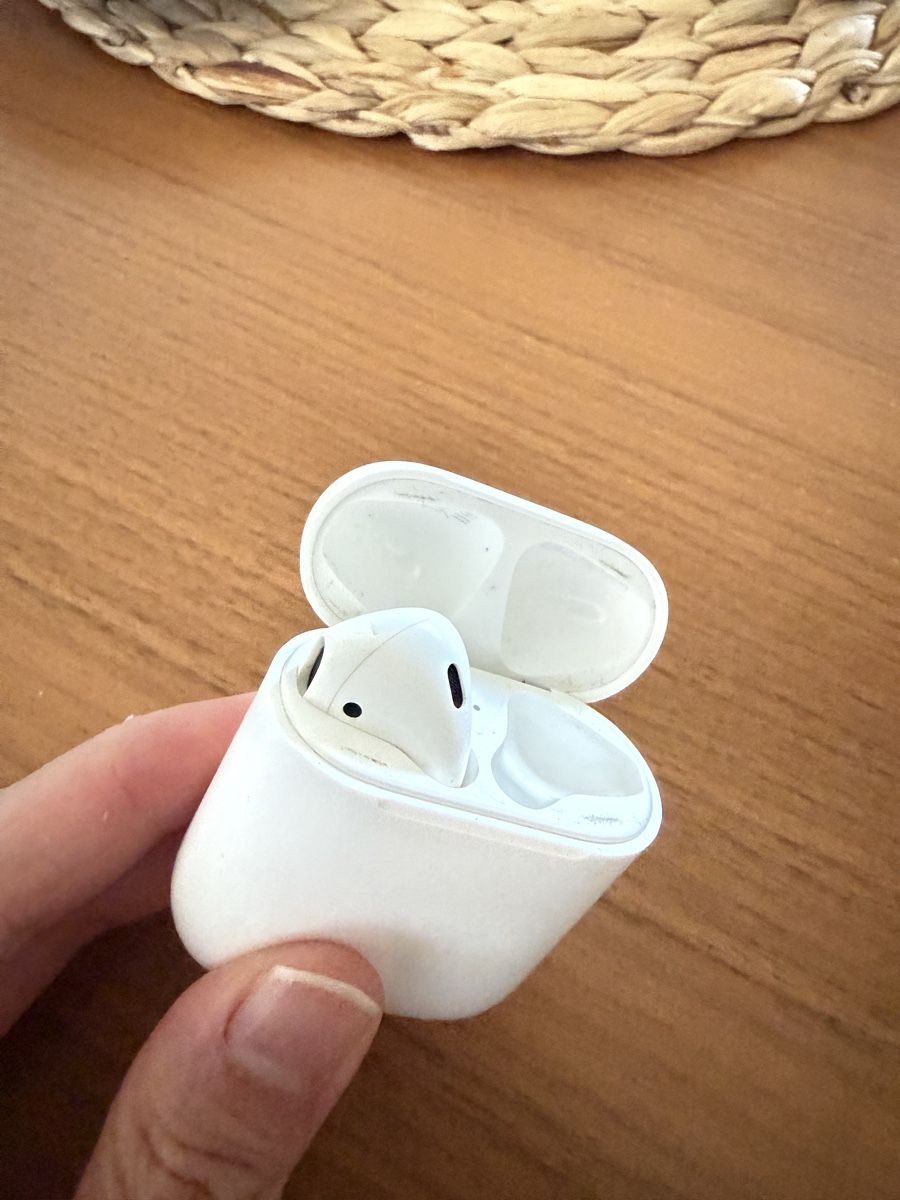 Apple Cuffie: Apple AirPods – Usato da Dübendorf venduto da zhe_69pd 3