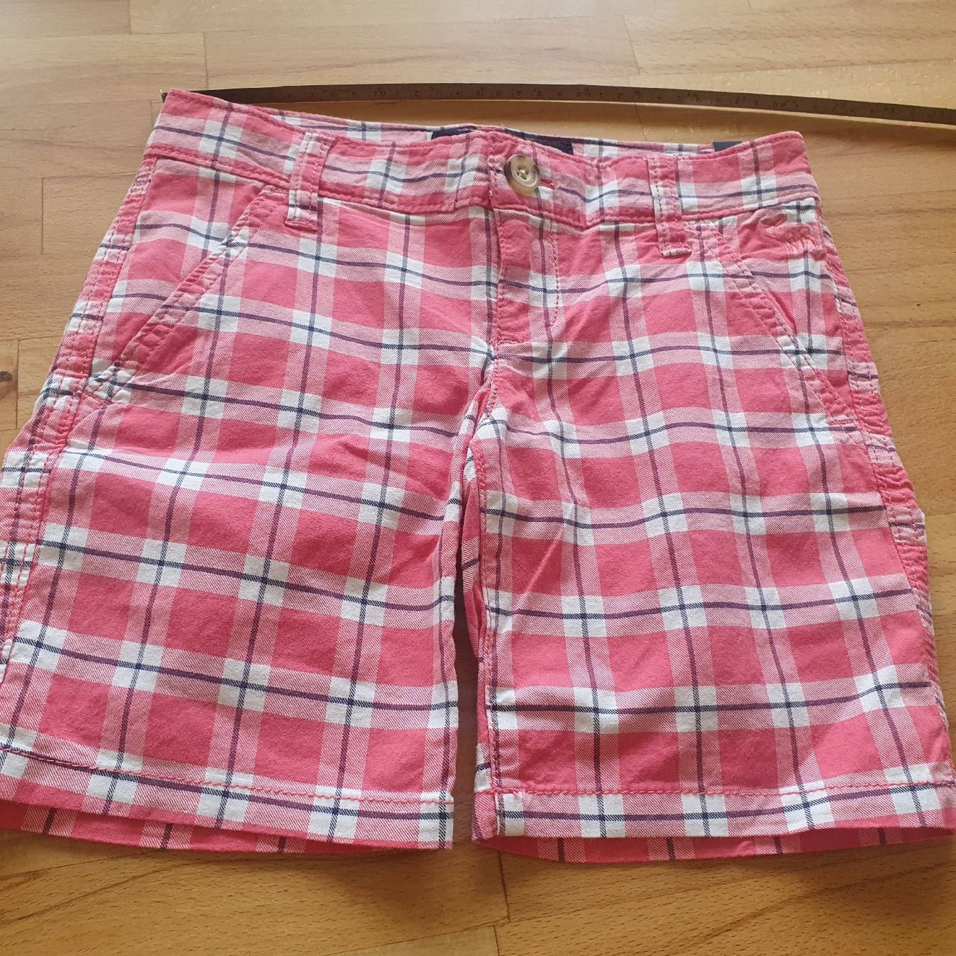 Pantaloni: Neue Abercombie kurze Hose Gr 122-140 – Nuovo e nell'imballaggio originale da Pfaffhausen venduto da mai2002