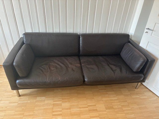 Ikea Sofas: Sofa braun gebraucht – D'occasion à Wittenbach par -mr