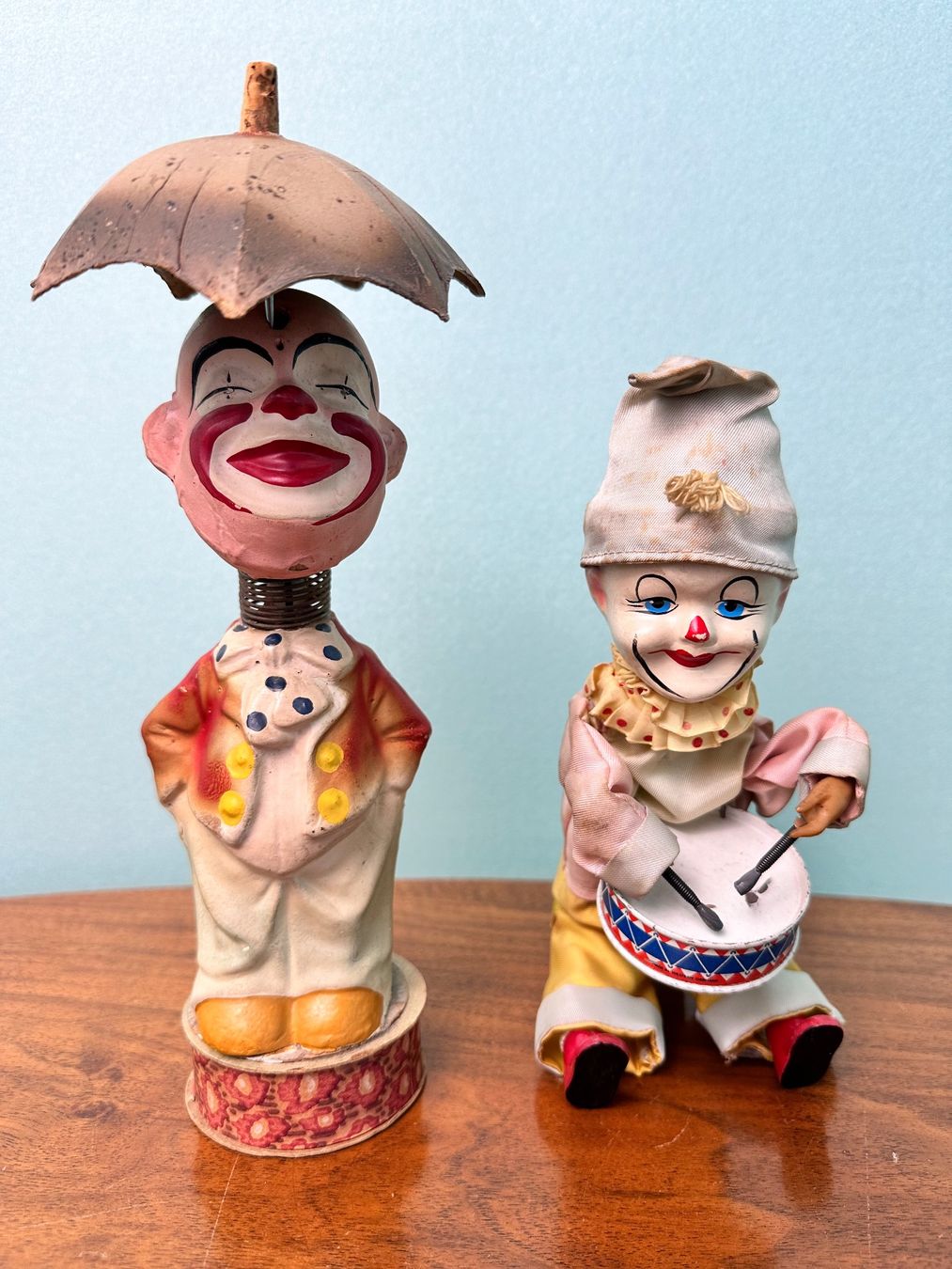 Giocattoli: 2 alte Spielzeug-Clowns – Usato da Seuzach venduto da Jage