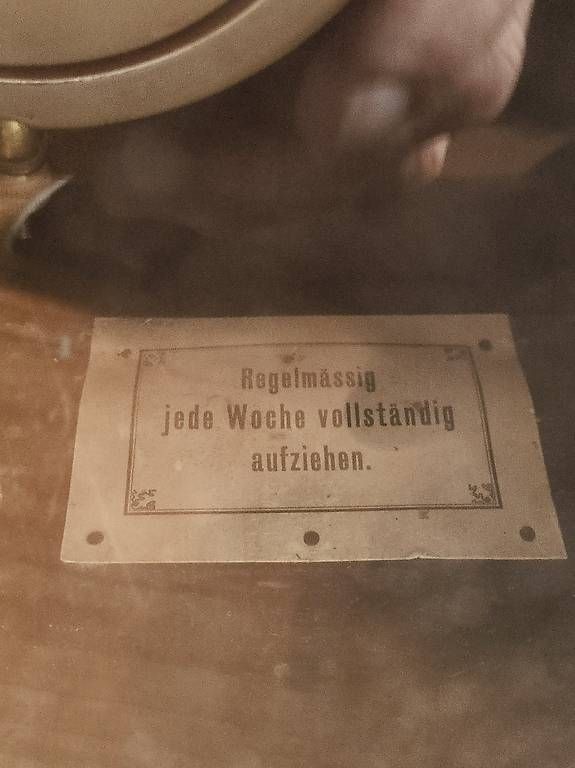 Stand- & Wanduhren: Wanduhr alt – Gebraucht aus Schaffhausen von Airsue 1