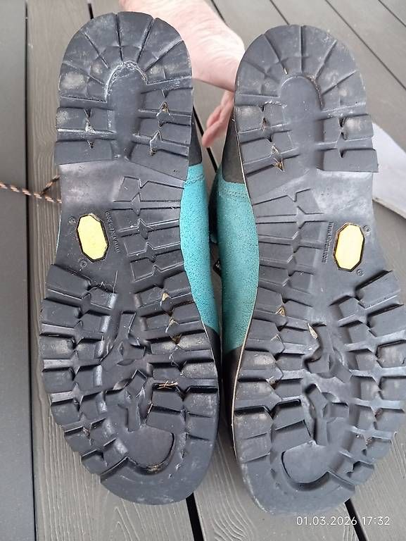 Lowa Scarpe da uomo: Wanderschuhe Lowa Gr. 41 – Usato da Baar venduto da Rene118 2