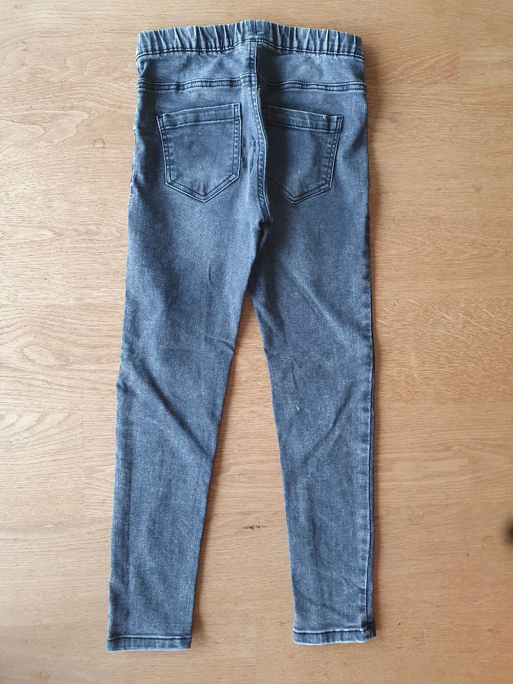 H&M Hosen: Jeans Jeggings Gr. 146 – Gebraucht aus Villars-sur-Glâne von richardette 2