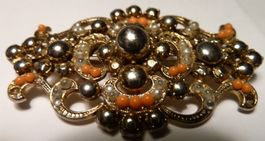 SCHÖNE GOLD FARBIGE ANTIKE BROSCHE --6 CM x 3,5 CM,--