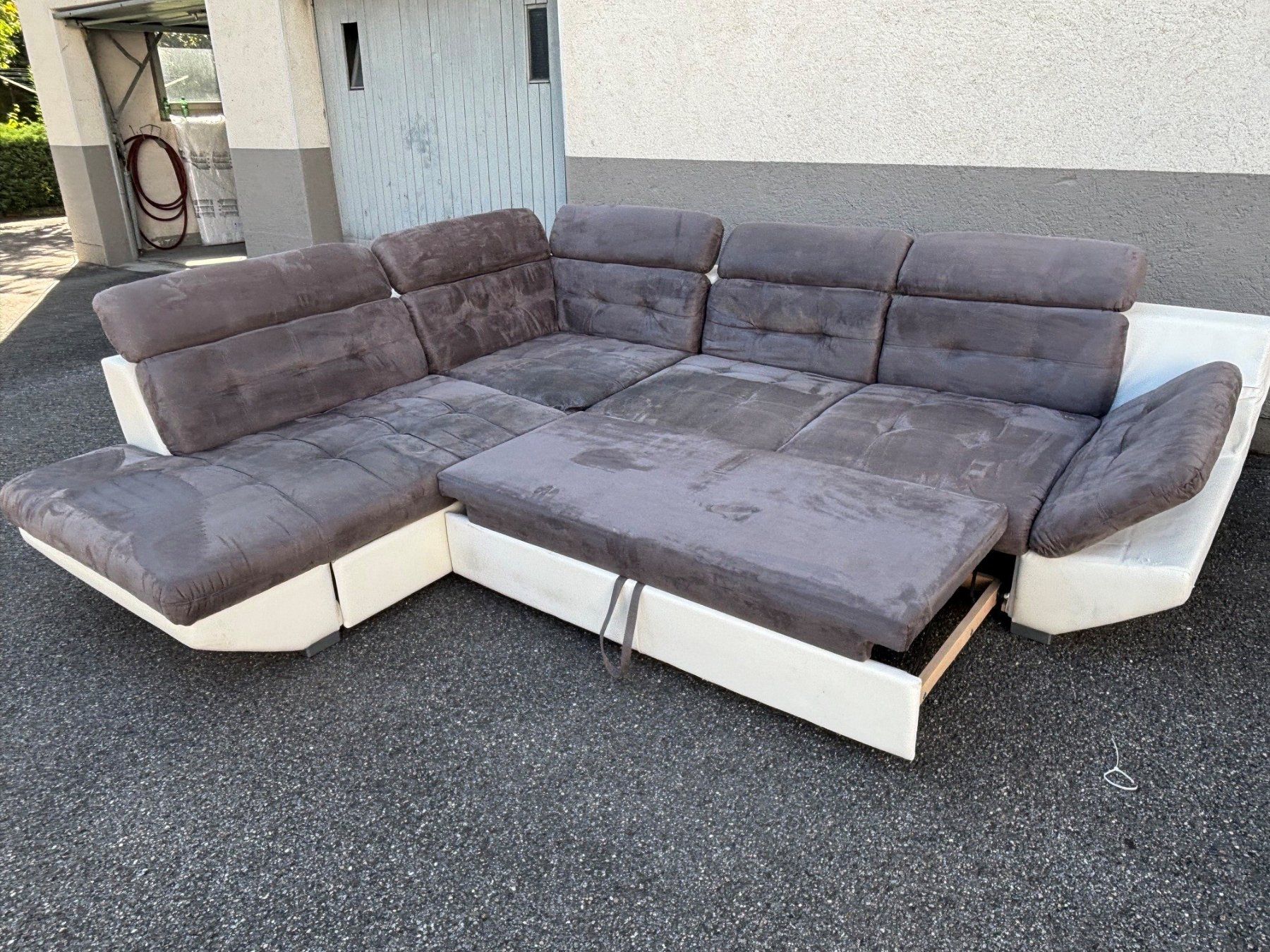 Sofas: Polstergruppe mit Auszugbett – D'occasion à Chur par Ujec 2