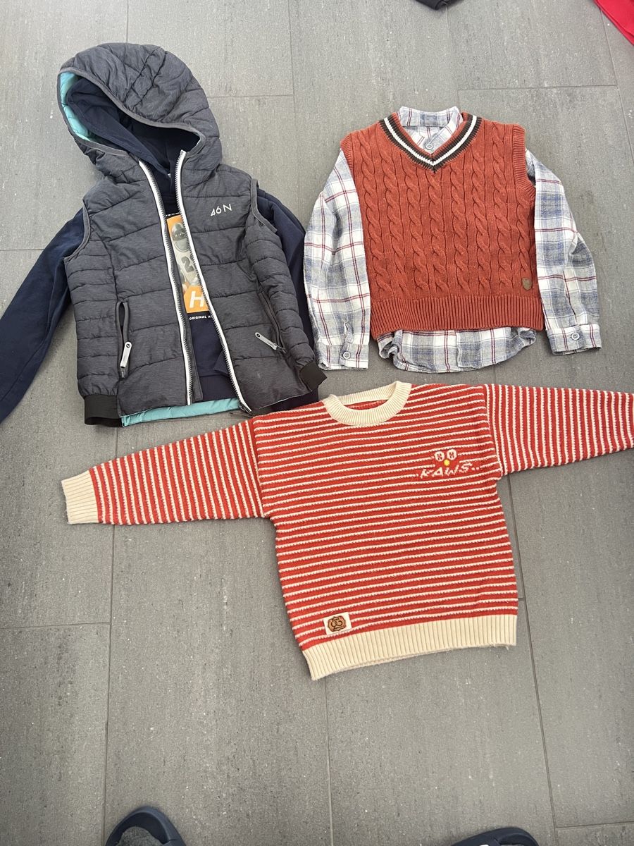 Lotti & Set di vestiti: Kids clothes sets 128 , Gilet pullover – Usato da Hünenberg venduto da Tin_rw55 1