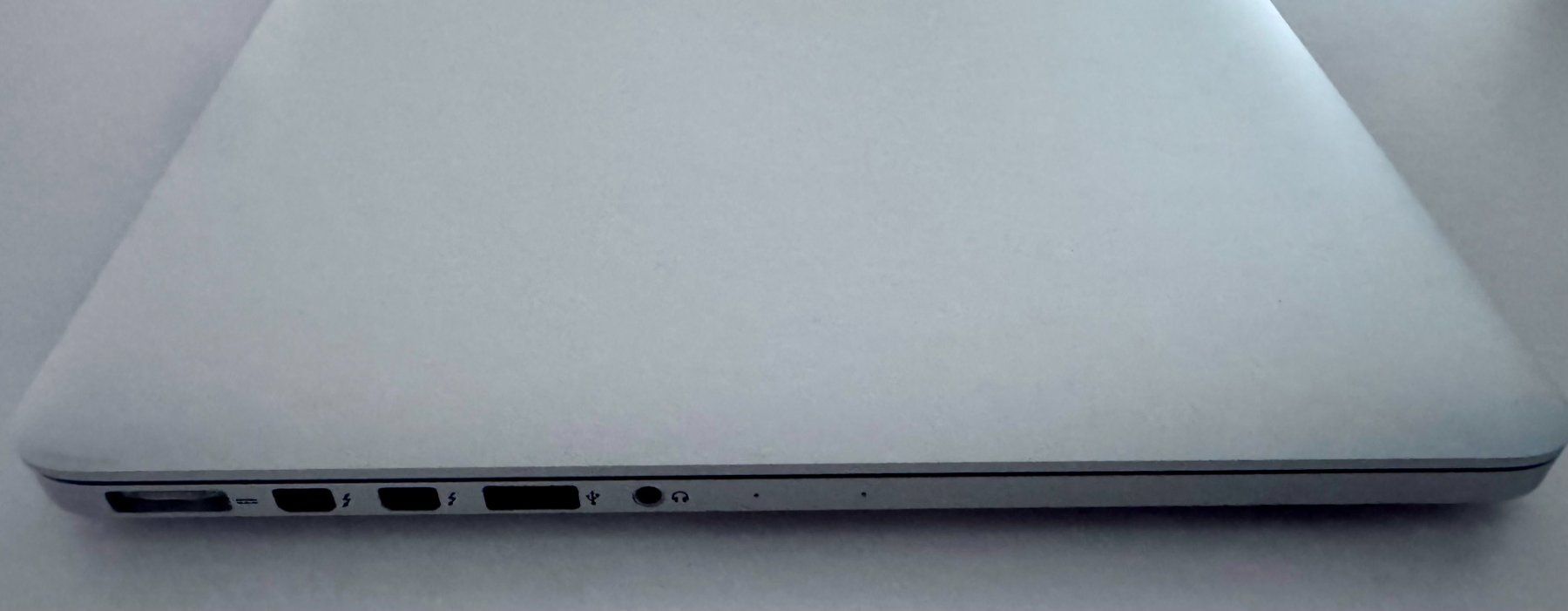 Apple Notebook: MacBookPro12,1 / Dual-Core Intel Core i7 – Usato da Aarburg venduto da snowstreet 3