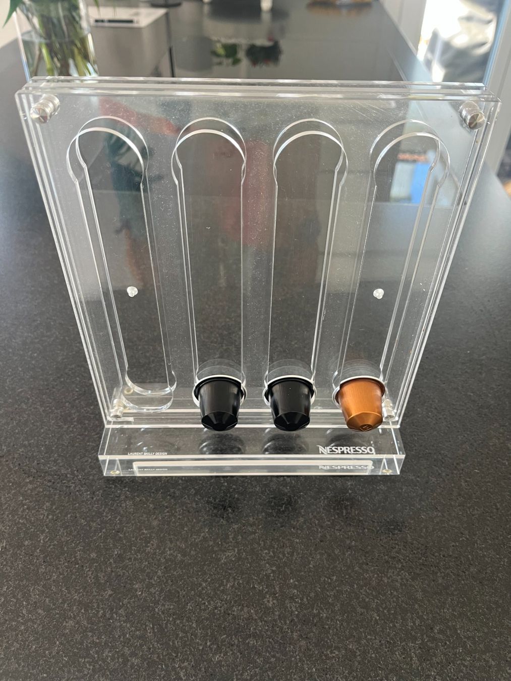 Nespresso Sonstiges für Haushalt & Wohnen: Nespresso Kapsel Halter aus Acryl – Gebraucht aus Dintikon von Redgar58