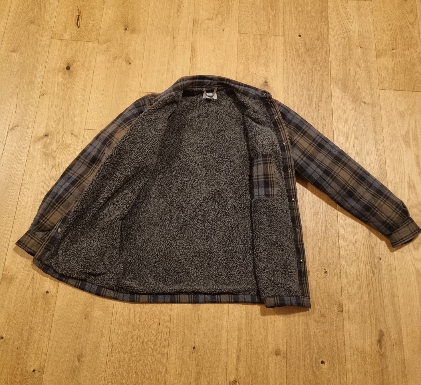 Carhartt Jacken: Carhartt Workwear Overshirt Grösse L – Gebraucht aus Bellikon von Jake-la-Motta 2