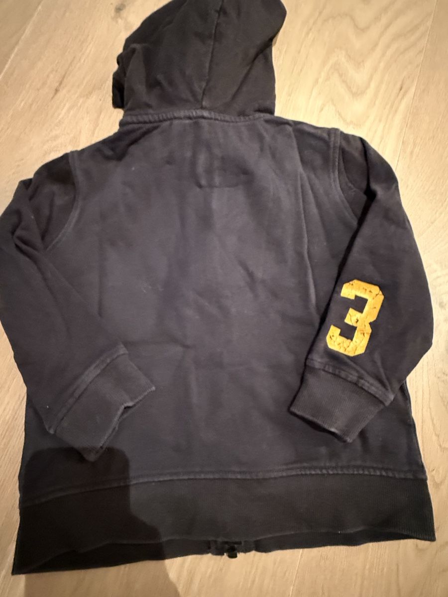 Maglioni & Felpe: Zip-Hoodie Grösse 3/4 – Usato da Rümlang venduto da zflyfa0001 3