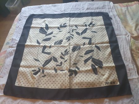Damen Seiden Foulard von AENEIS, Paris, 68x68 cm - NEU!