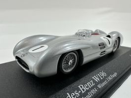 Mercedes-Benz W196 1:43 GP England 1954, Fangio, MINICHAMPS