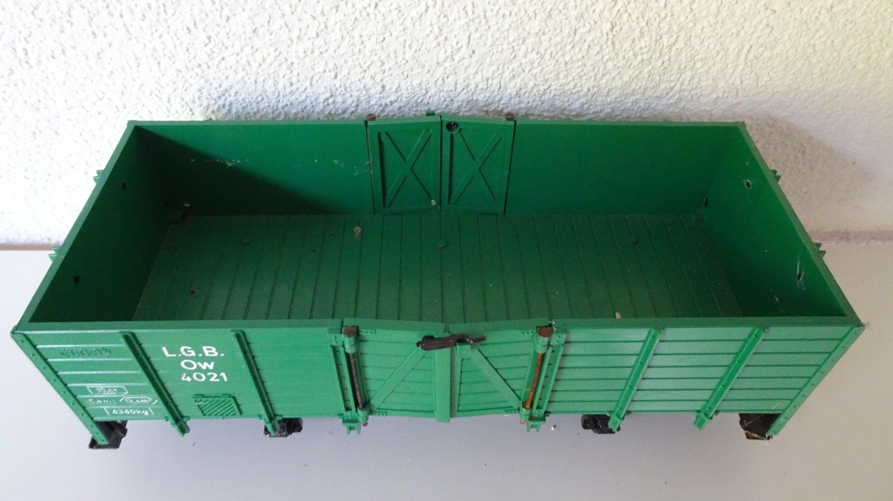 LGB Modellini di ferrovie: Drei Güterwagen von LGB – Usato da Wetzikon ZH venduto da Hlukas 8