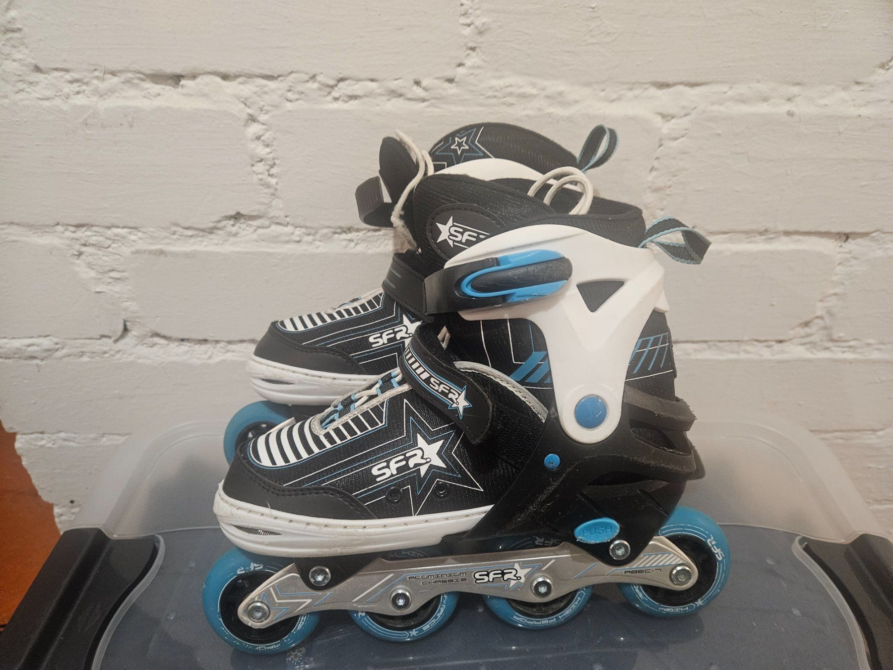 Pattini in linea & Pattini a rotelle: Inlineskates die mitwachsen Gr. 35,5-39,5 – Usato da Obergösgen venduto da sandruschka01