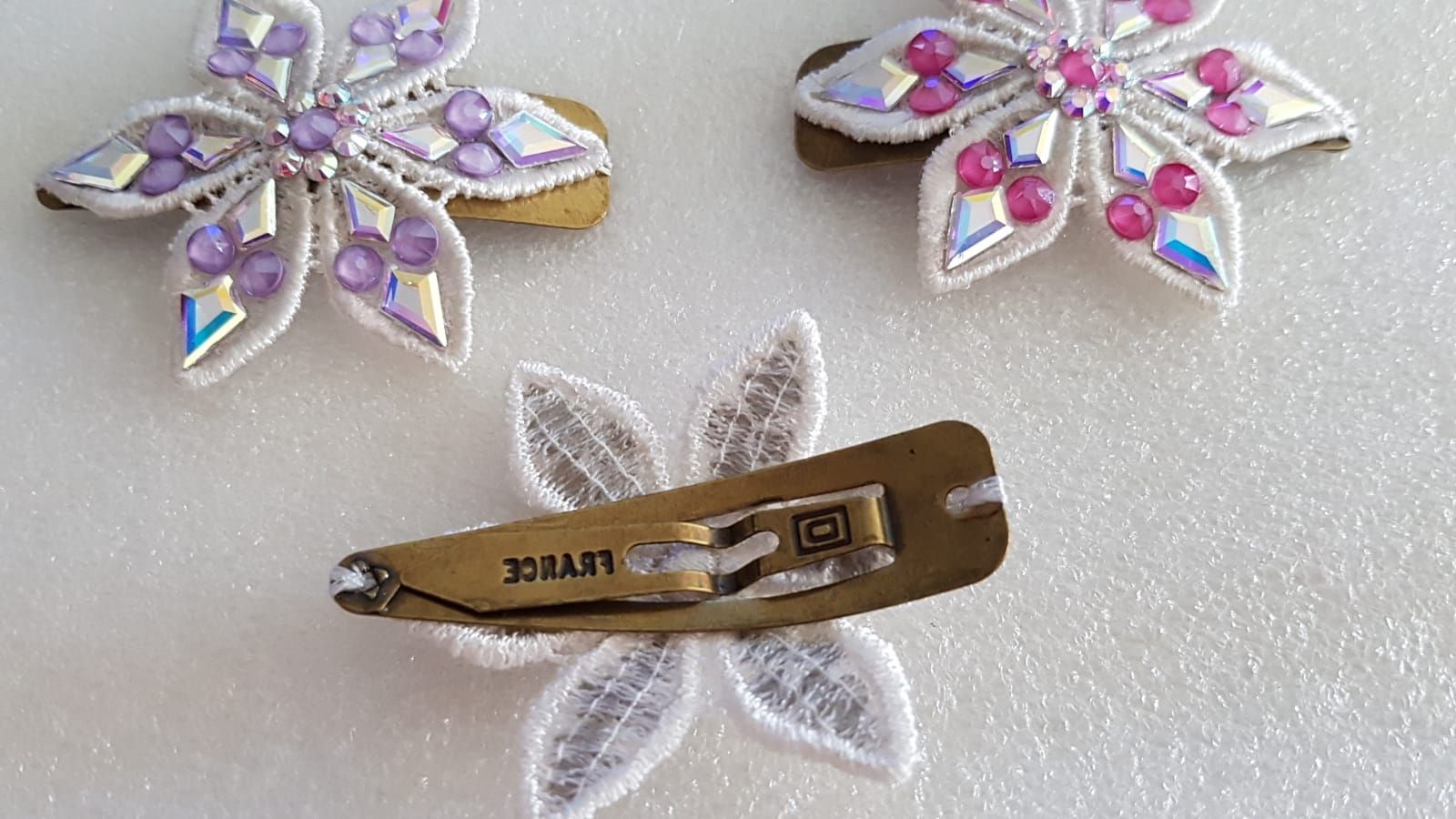Haarschmuck: Haarspange Blume,Swarovski Steine. – Neu (gemäss Beschreibung) aus Zürich von ata_c8nh 8