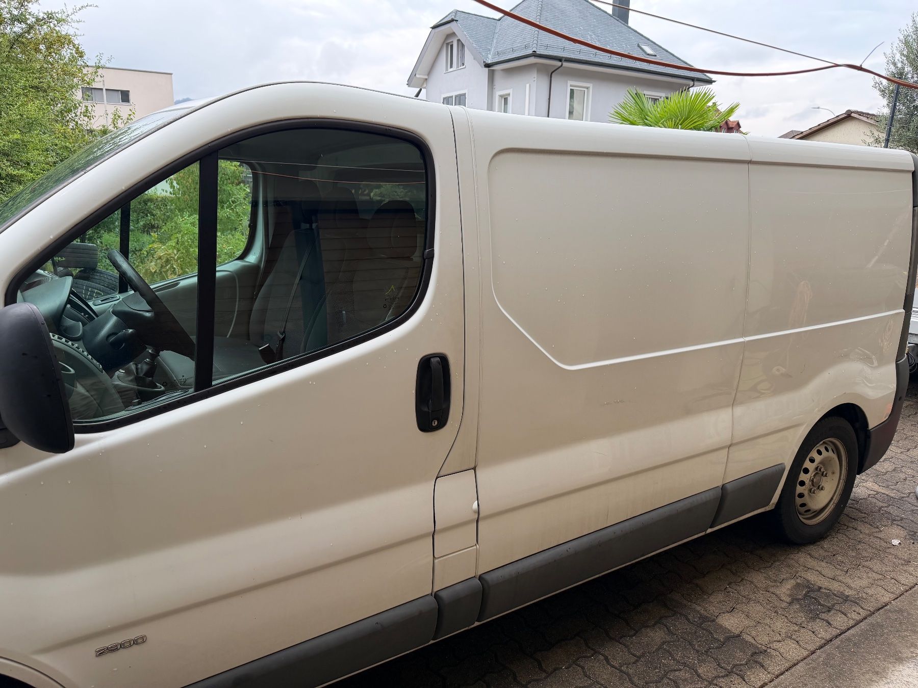 Opel Veicoli commerciali: Opel Vivaro 2.0 TD – Usato da Holderbank AG venduto da Schewie 3