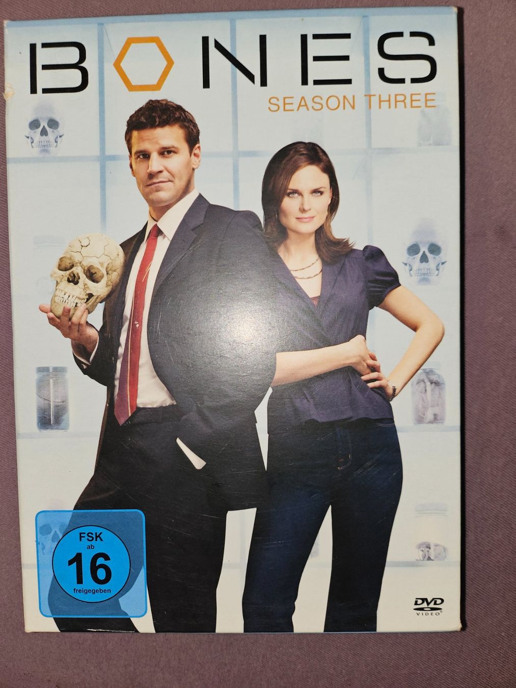 Alle DVDs: Serie: Bones (Staffel 3) – Gebraucht aus Thun von Shame