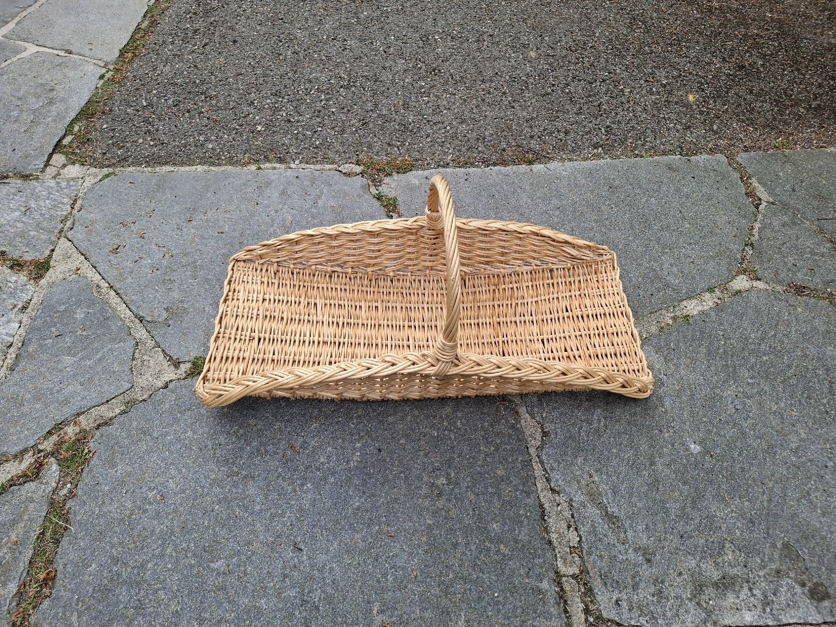 Altro per la casa: Panier à fleurs en osier naturel – Usato da Le Locle venduto da Maria.222 3