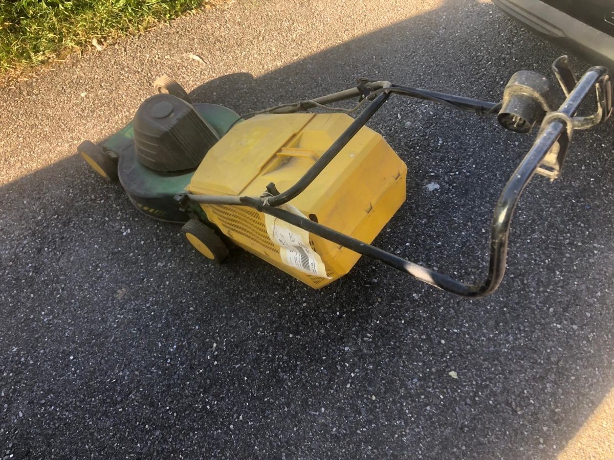 Tondeuses à gazon: Rasenmäher elektrisch – D'occasion à Plasselb par MatthD 1