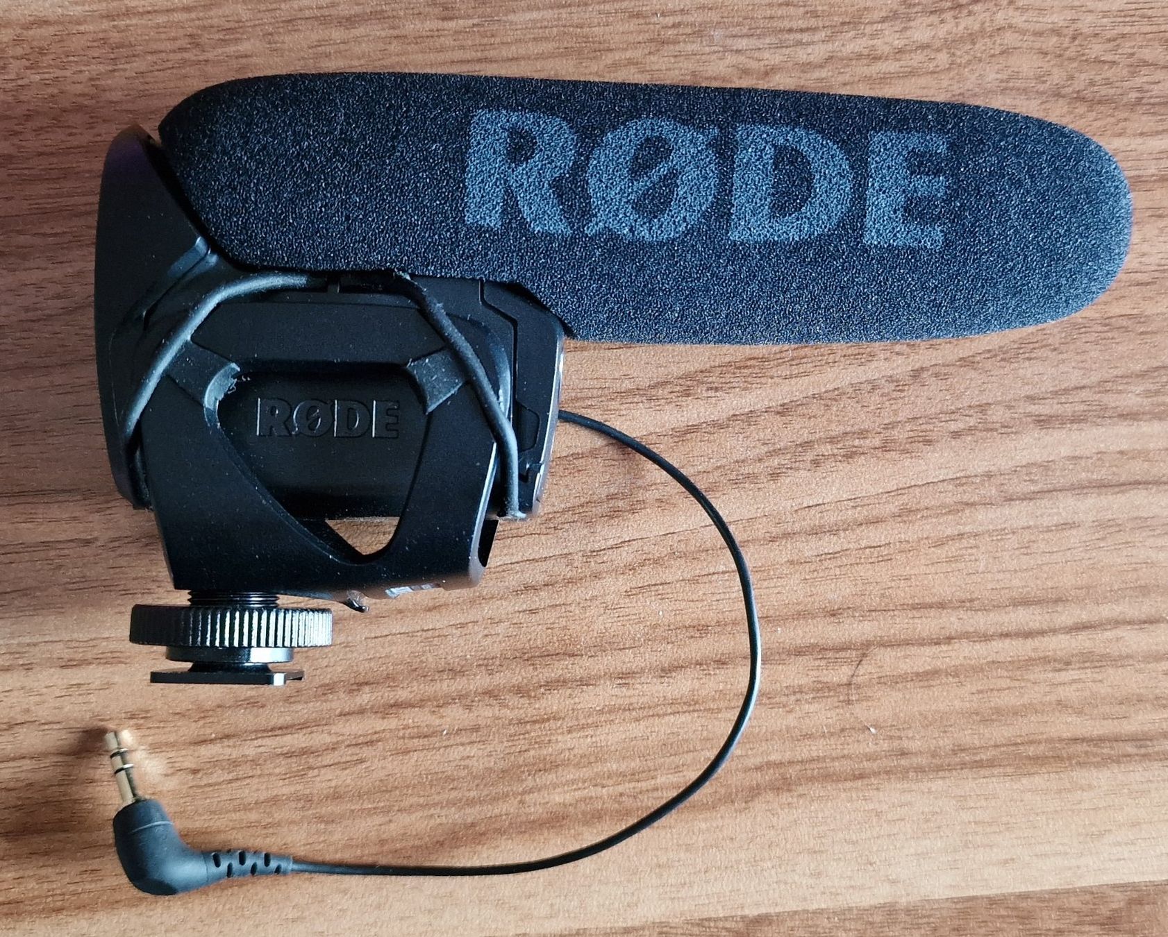 Røde Microfoni: Microphone Rode VideoMic Pro avec mini Trépied - État Neuf – Usato da Marin-Epagnier venduto da LoGi17 1