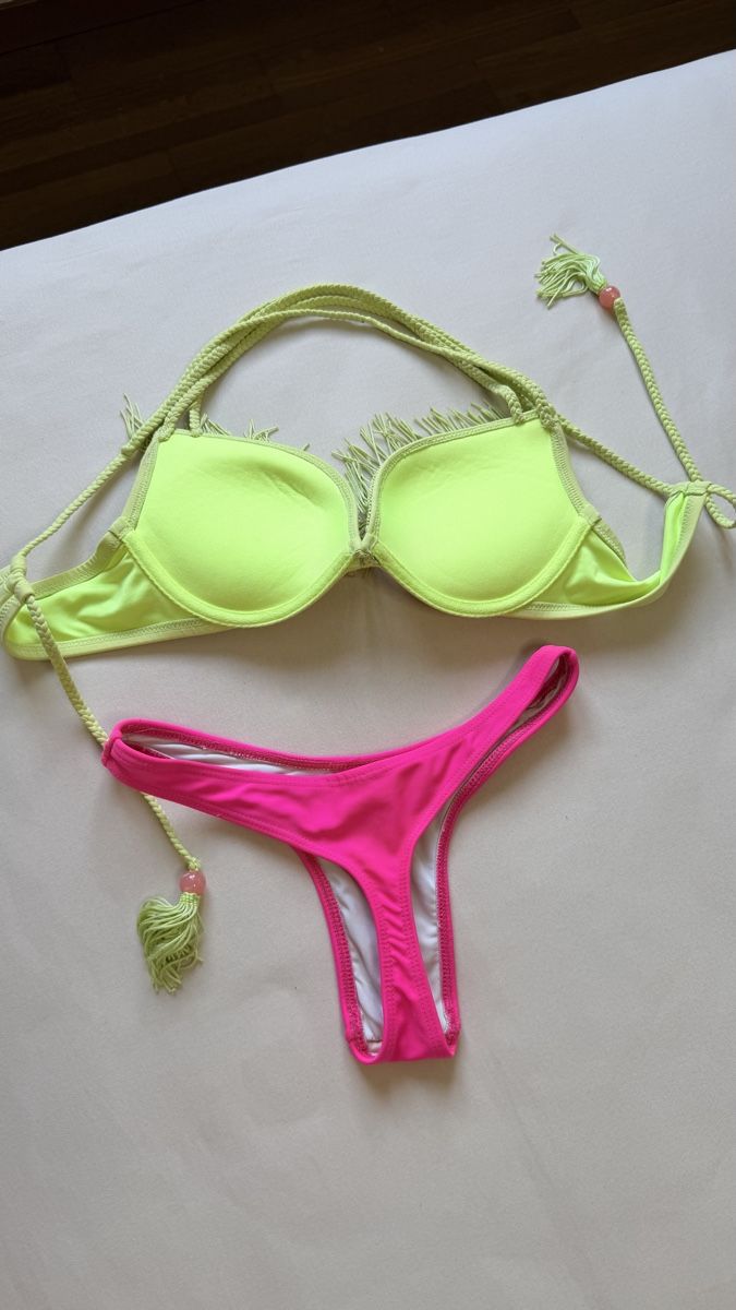 Maillots de bain & Bikinis: Bikini Grösse S – Push-up-Oberteil und String – D'occasion à Bonstetten par AngelaF23 2
