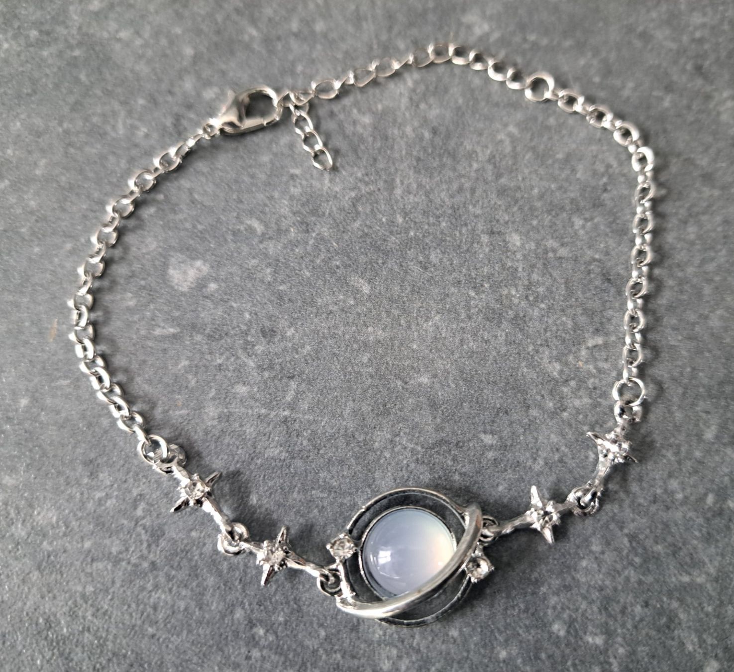 Bracciali & Braccialetti: Bracelet en pierre de lune – Nuovo e nell'imballaggio originale da St-Imier venduto da supernova21