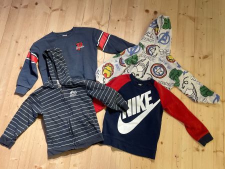 Kleiderset Junge Gr. 110/116 (MARVEL, NIKE, PALOMINO, ...)