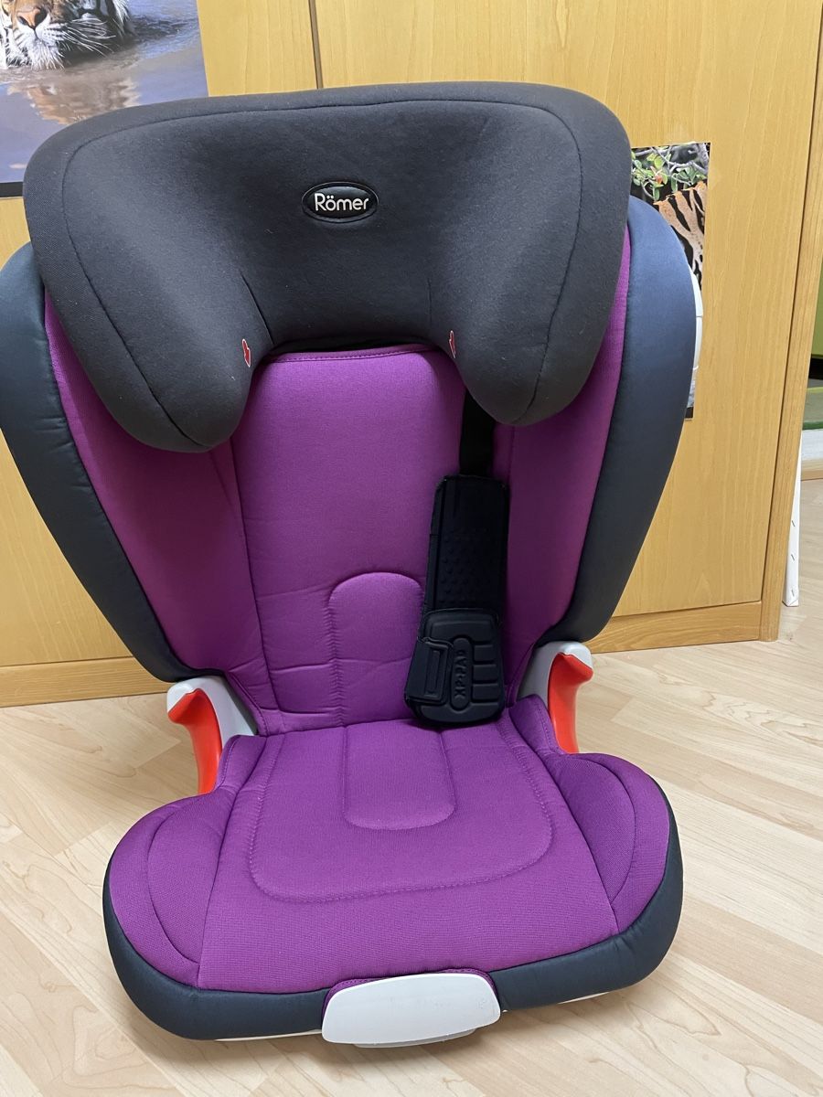Britax Römer Auto-Kindersitze: Britax Römer Kindersitz – Gebraucht aus Erlinsbach SO von Rpavone
