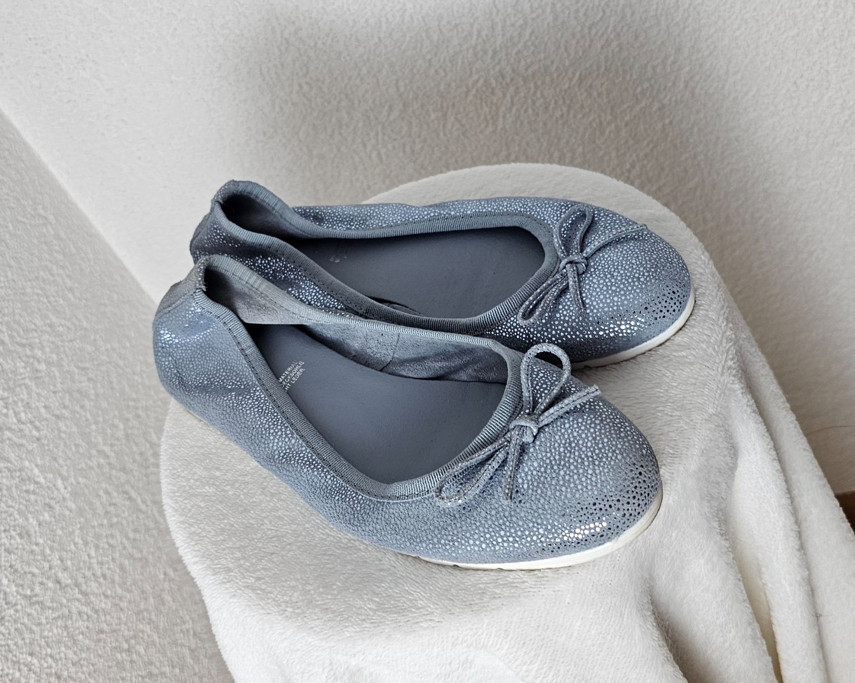 Scarpe da donna: Varese Ballerinas, hellblau Leder Gr. 36 – Usato da Füllinsdorf venduto da Sunnebliemli7 1