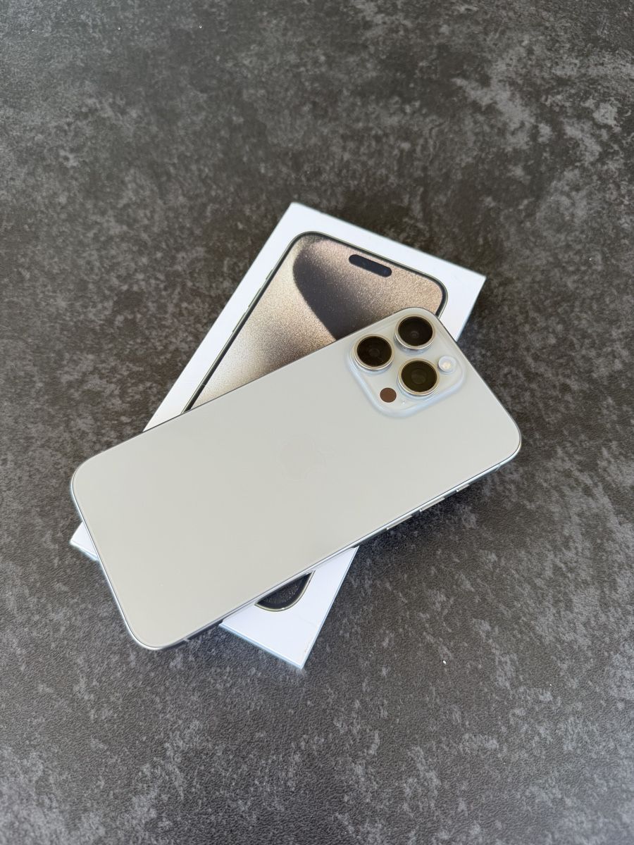 Apple Handys / Smartphones: Iphone 15 Pro Max – Gebraucht aus Stetten AG von cyr_9n28