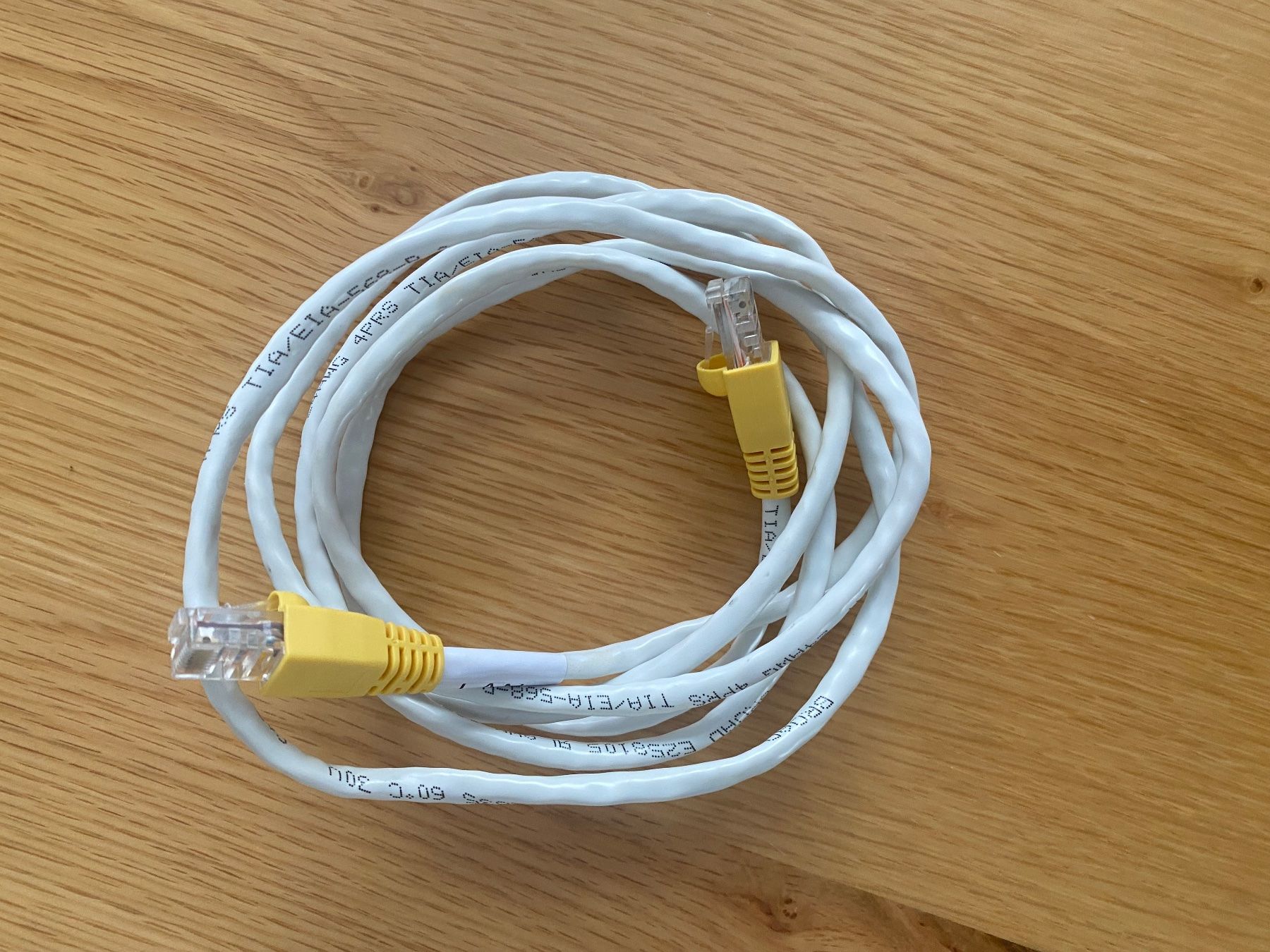 Câbles: Patch cat 5.e – D'occasion à Schwaderloch par z_g