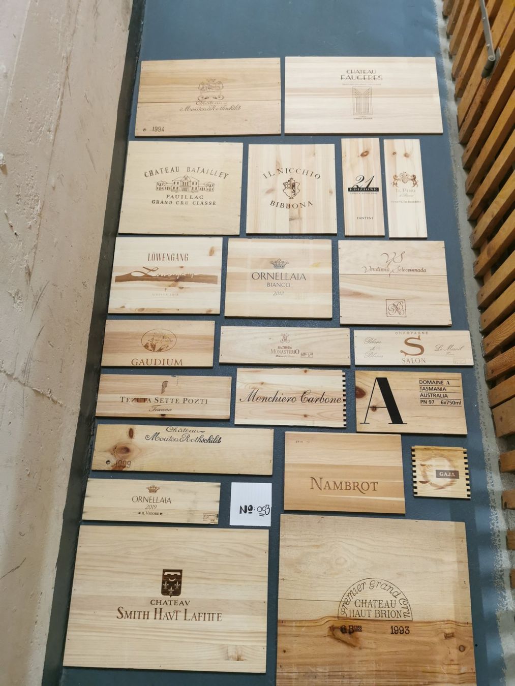 Holzartikel: Weinkisten Deckel Holz nø 003 – Gebraucht aus Wetzikon ZH von Tothart