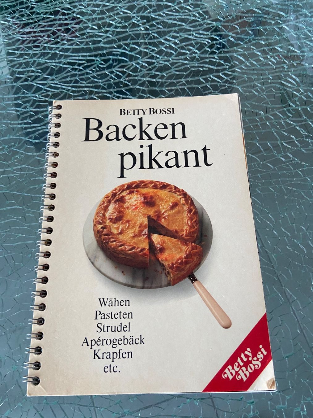 Libri: Backen pikant Betty Bossi Kochbuch – Usato da Oftringen venduto da andrax