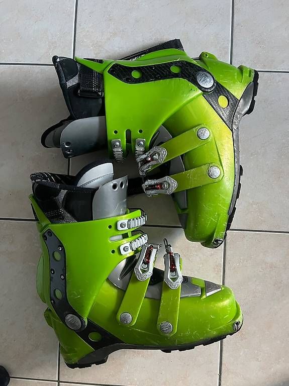Dynafit Herrenschuhe: Skitouren Skischuh Dynafit Spark 270-285 – Gebraucht aus Zermatt von angela.inaebnit 2