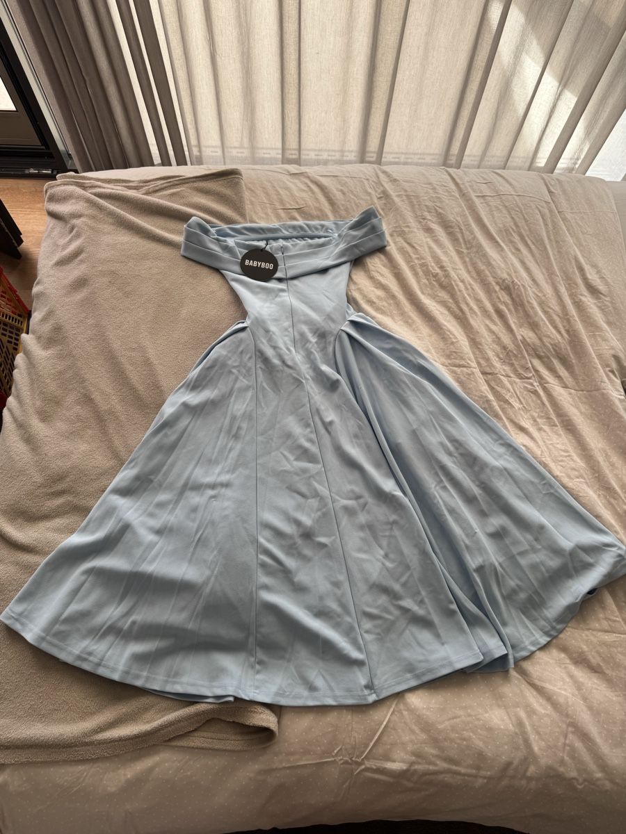 Kleider: Babyboo Kleid hellblau – Neu und originalverpackt aus Bern von mon_8vyc 1