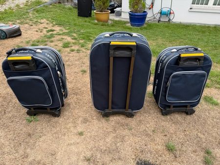 Diverse Reisekoffer