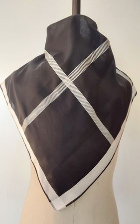 Tuch Baumwolle quadratisch schwarzweiss