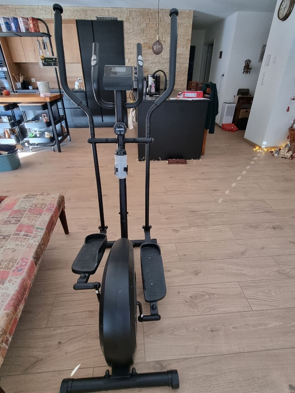 Vélos d'appartement: exercise machine – D'occasion à Le Locle par vri_c59x 3